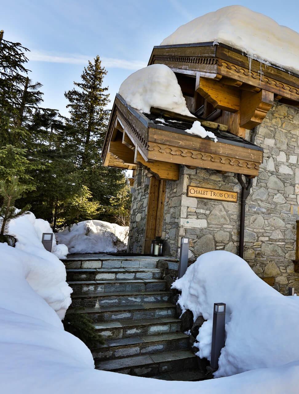 CHALET ENTRANCE